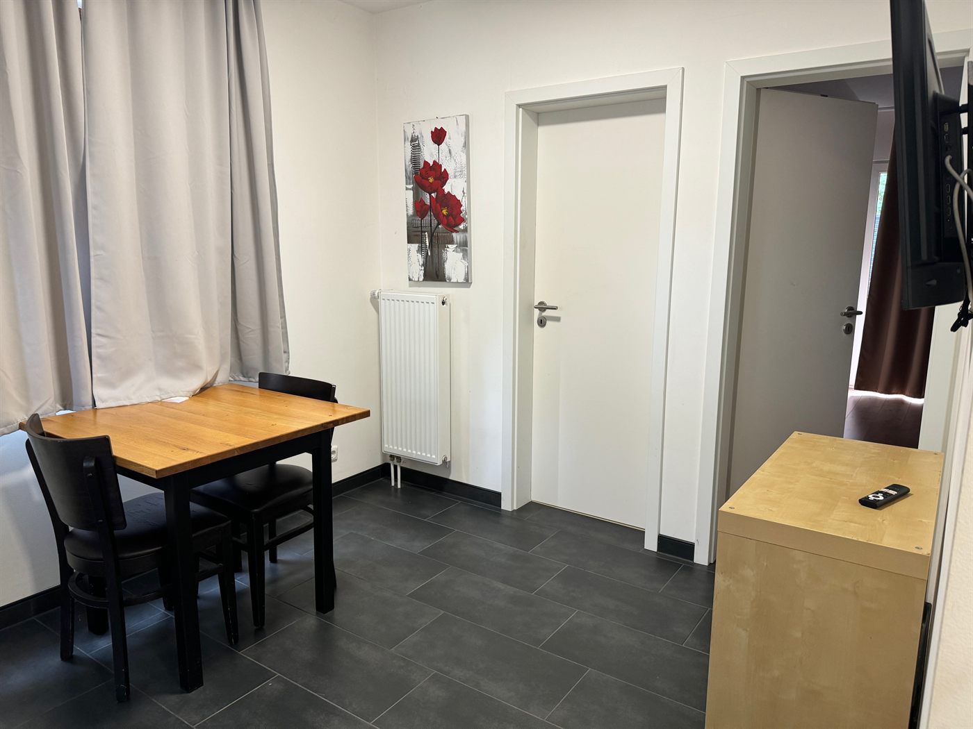 Apartment 1B – 2-Zimmer mit Terrasse – Foto 3